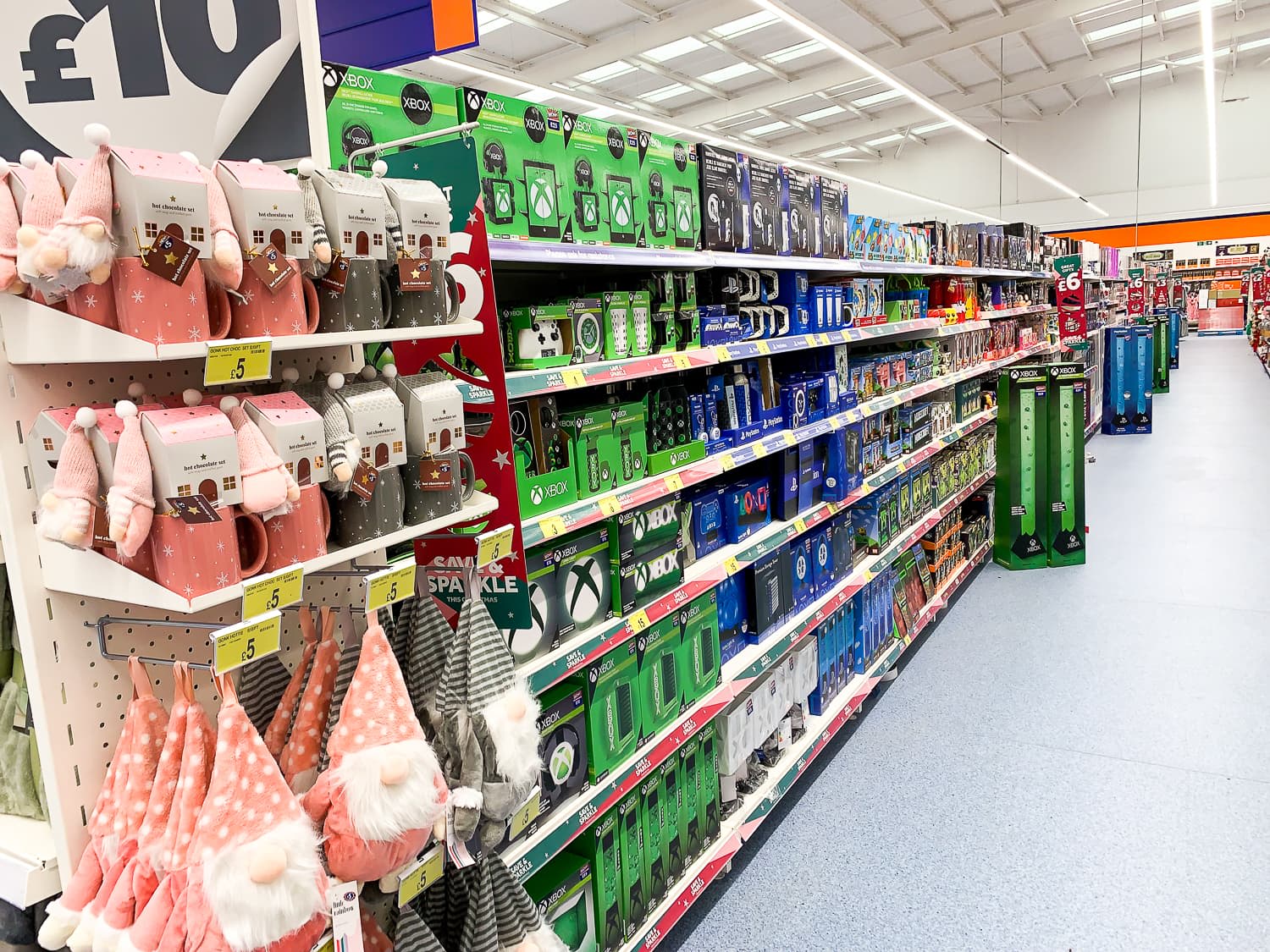 B&M ReOpens Lowestoft, Suffolk Store B&M Stores News