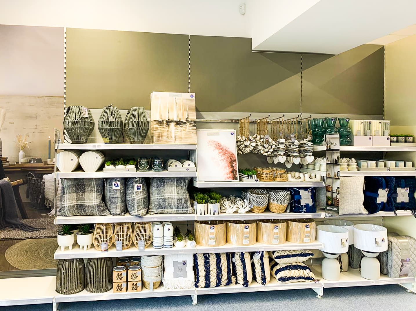 Scarborough Seamer Road Unveils Brand New B&M Store