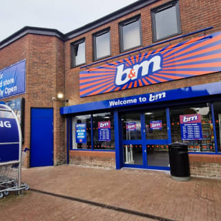 013-bmstores-berwick-refit-13