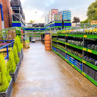 026-bandm-hemsworth-store-garden-centre-2