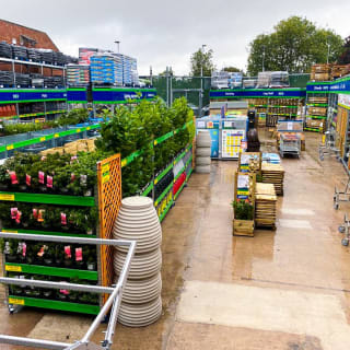 026-bandm-hemsworth-store-garden-centre-5