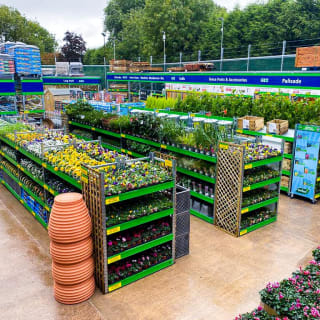 026-bandm-hemsworth-store-garden-centre-6