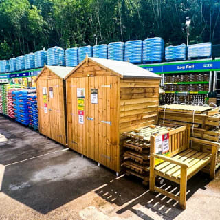 075-bmstores-viking-way-garden-centre-13