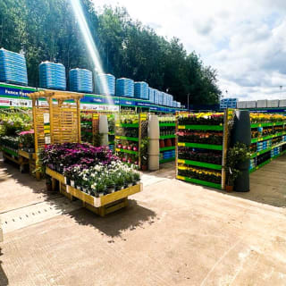 075-bmstores-viking-way-garden-centre-9