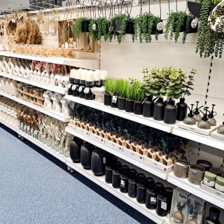 235-bandm-armagh-store-12