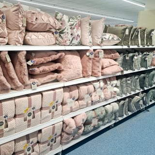 235-bandm-armagh-store-4