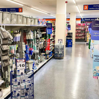 243-bmstroes-beeston-refit-30