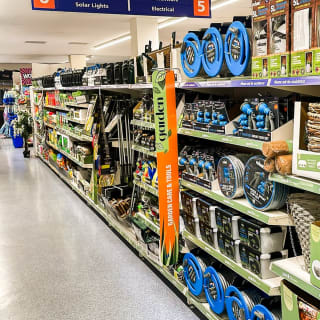 243-bmstroes-beeston-refit-42