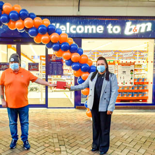 259-bandm-motherwell-store-18