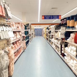 259-bandm-motherwell-store-6