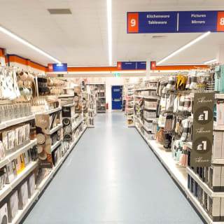 259-bandm-motherwell-store-7