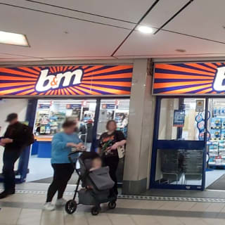 3-bmstores-profile-St Helens-2023-07-06