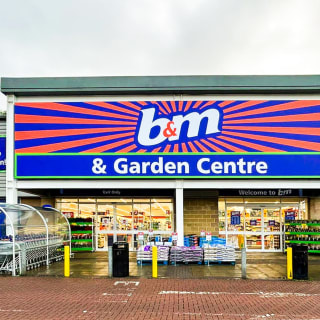 311-bmstores-leven-front