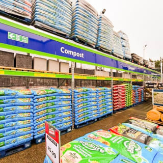 311-bmstores-leven-garden-centre-6