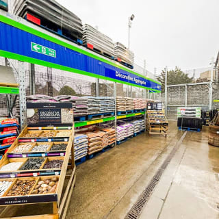 311-bmstores-leven-garden-centre-7