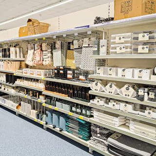 320-bandm-telford-store-28