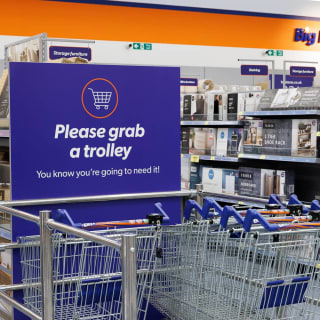 323-wigan-2_0-store-51