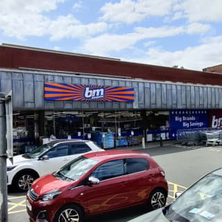 392-bmstores-profile-churchill-2023-07-06