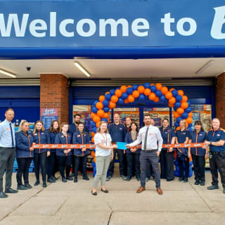 402-brownhills-store-15