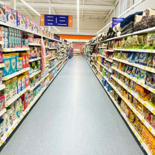 403-bandm-burnley-store-13
