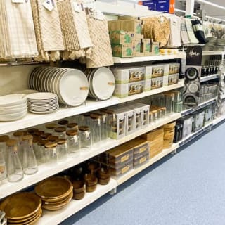 403-bandm-burnley-store-21