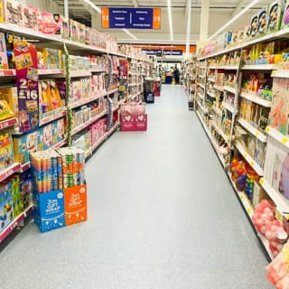 403-bandm-burnley-store-23