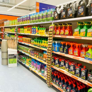 403-bandm-burnley-store-32