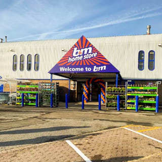 403-bandm-burnley-store-34