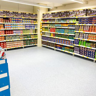 403-bandm-burnley-store-4