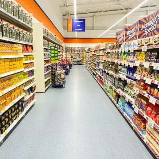 403-bandm-burnley-store-6