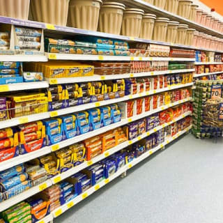 403-bandm-burnley-store-7