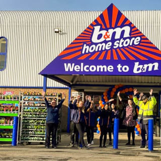 403-bandm-burnley-store-9