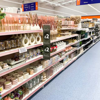 420-bandm-store-opening-lowesoft-new-19