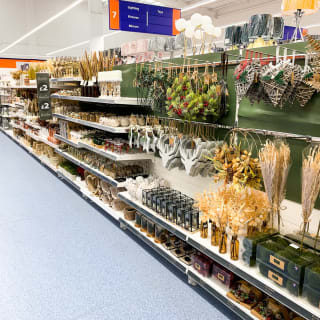 420-bandm-store-opening-lowesoft-new-34