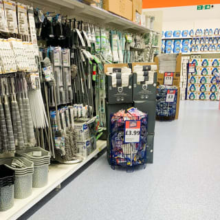 435-bmstores-switch-island-19