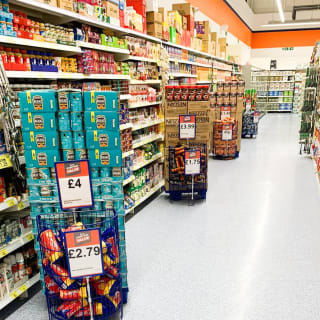 435-bmstores-switch-island-6