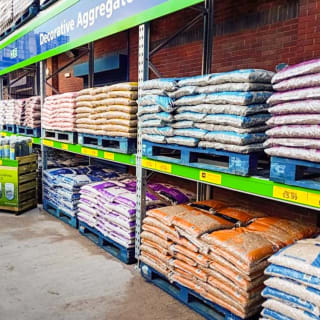 438-bmstores-cannock-garden-centre-4