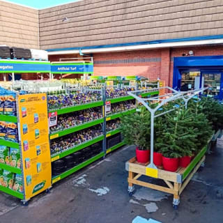 438-bmstores-cannock-garden-centre-6