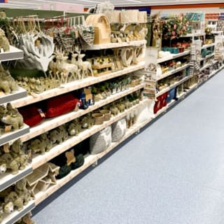 439-bandm-cheltenham-store-10