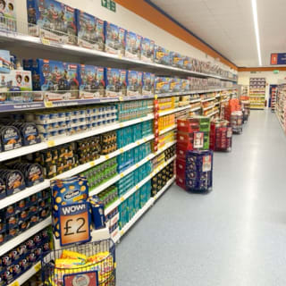 439-bandm-cheltenham-store-2