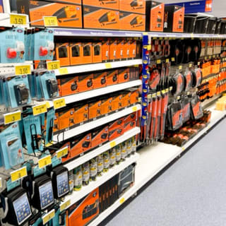 439-bandm-cheltenham-store-23