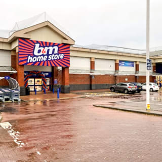 439-bandm-cheltenham-store-25
