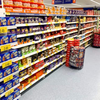 439-bandm-cheltenham-store-3