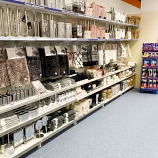 439-bandm-cheltenham-store-8