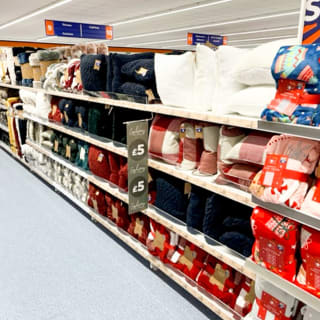 439-bandm-cheltenham-store-9