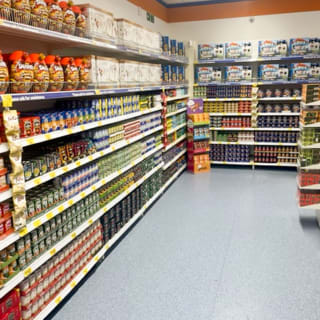 439-bandm-cheltenham-store