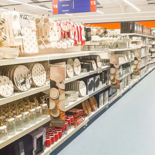 458-bandm-lincoln-store-opening-10