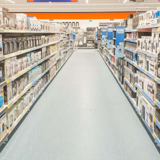 458-bandm-lincoln-store-opening-11