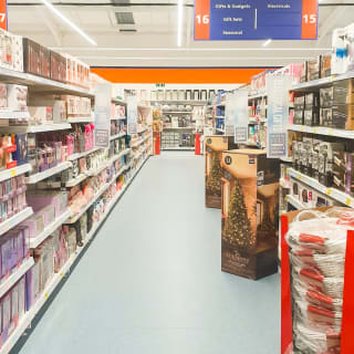 458-bandm-lincoln-store-opening-12