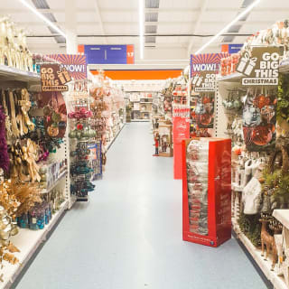 458-bandm-lincoln-store-opening-15